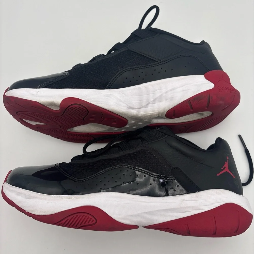 Jordan Black‎ and Red Athletic Shoes